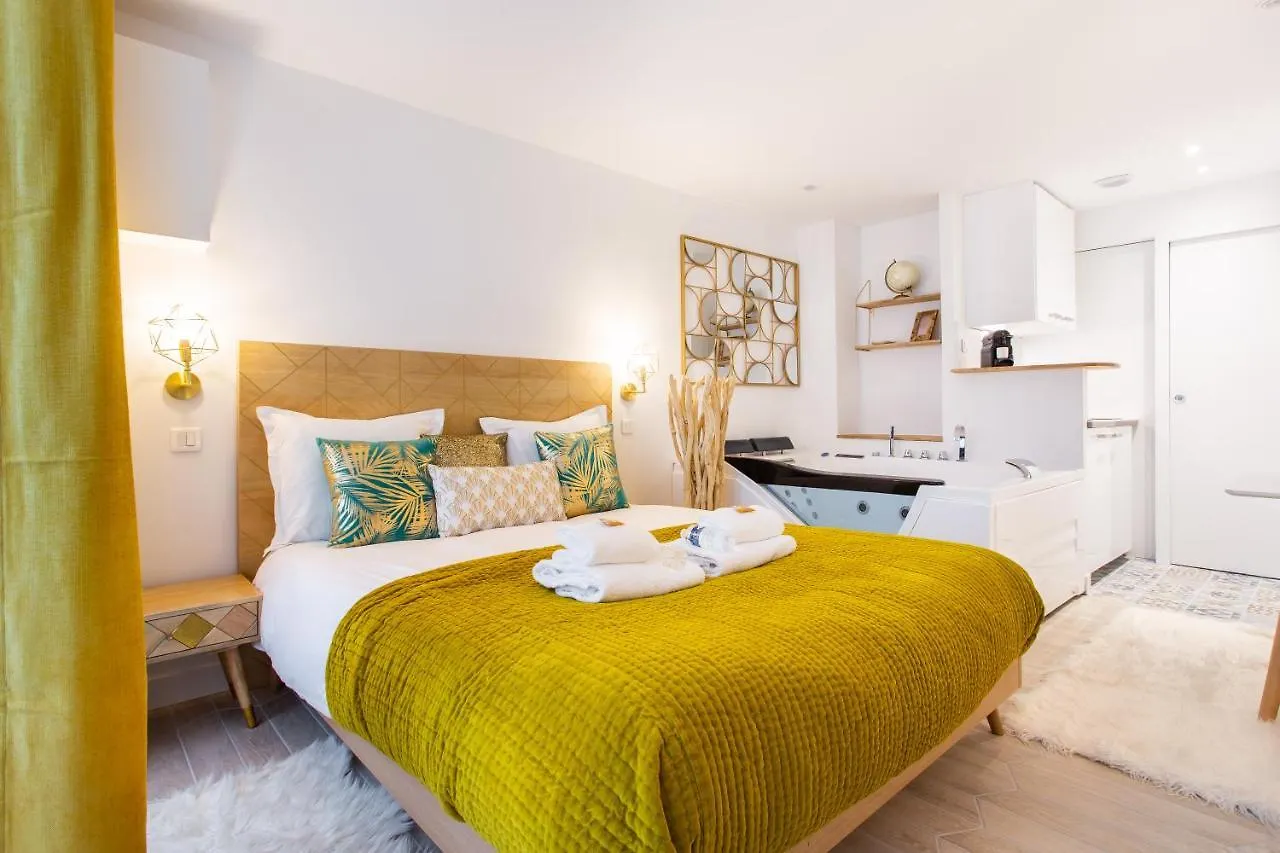 Daire Charming Studio - 1Bd-2P - Batignolles Paris Fransa